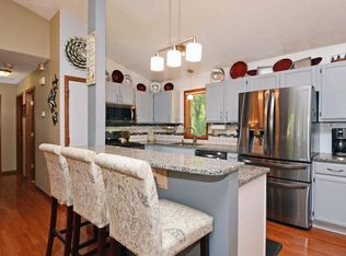 1665 Boardwalk, Eagan, MN 55122