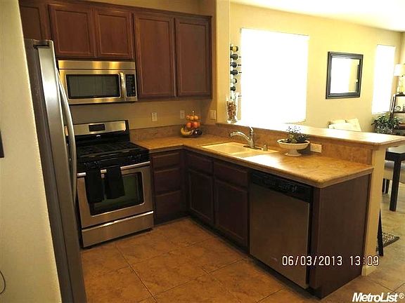3rd image of 974 Latitude Ln