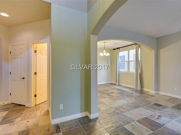 3rd image of 10305 Burwood St