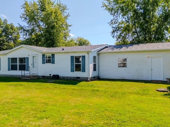 614 N Sycamore St, Fairmount, IN 46928
