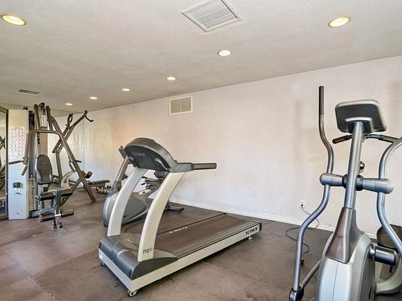 5th image of 5005 Los Morros Way Unit 8
