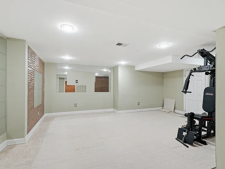13697 Silent Woods Dr — Photo 35