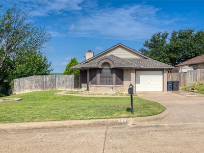 305 N Long Rifle Dr, Fort Worth, TX, 76108