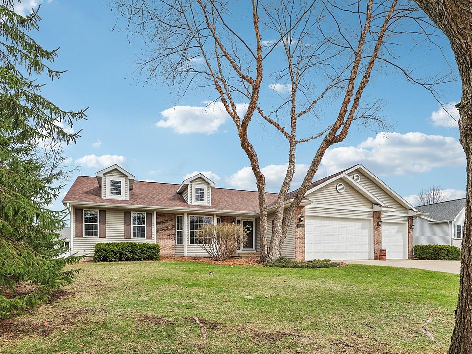 1st image of 2188 Essex Dr