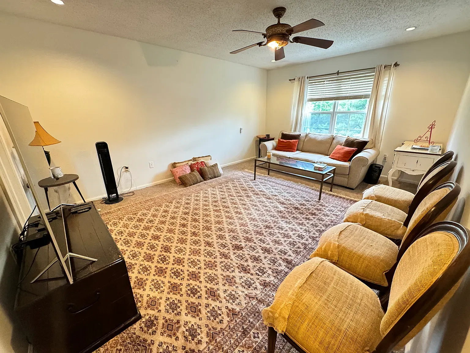 3 bed, 1524 sqft, $2,995 — Photo 4