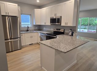 5319 Garland St, Lincoln, NE 68504