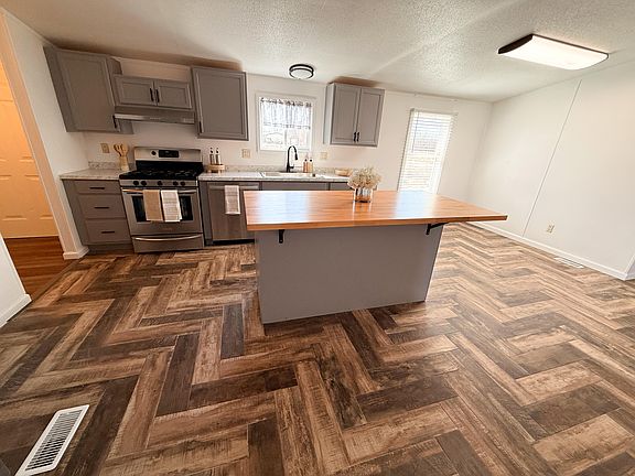 4th image of 143 Vista Grande