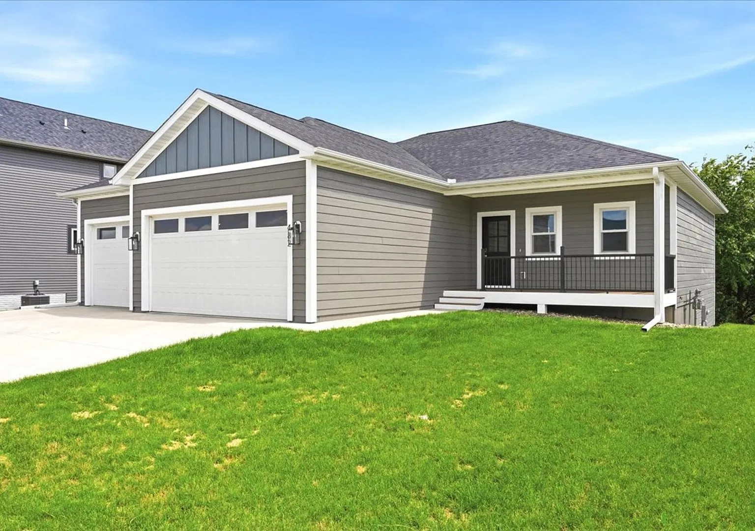 Single Family Home — Photo 2