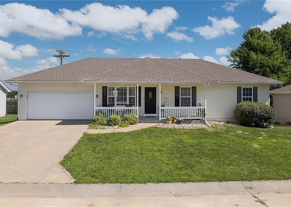 1st image of 714 Harris Ln