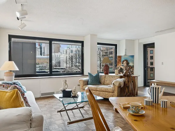 531 Main St APT 601, New York, NY 10044