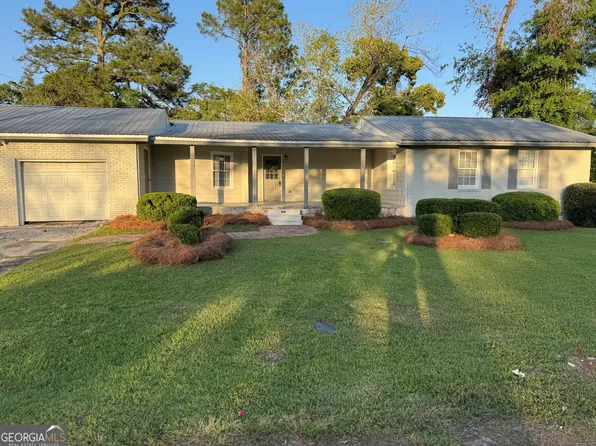 411 Judy Ann Dr, Hahira, GA 31632