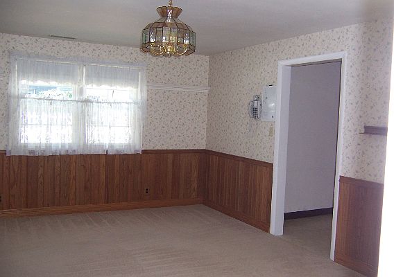 2nd image of 5024 N Longview Pl