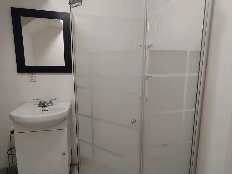 56 Snowball Cres #BASEMENT — Photo 13