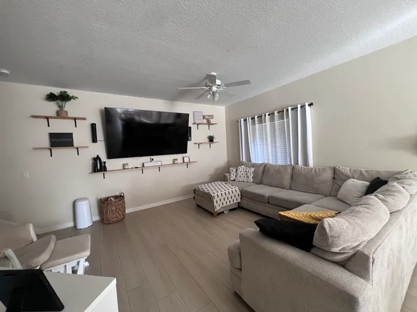 257 Cape Harbour Loop Unit 102, Bradenton, FL 34212