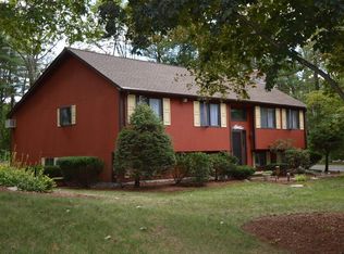 18 Joyce Ln, Bellingham, MA 02019