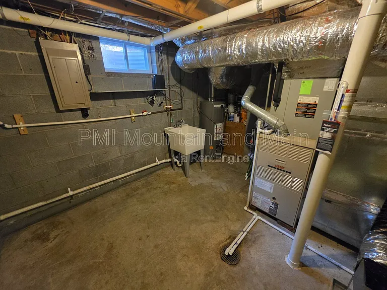 15 Ginell Cir — Photo 47