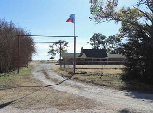 216 Mulberry Ln, Byers, TX 76357