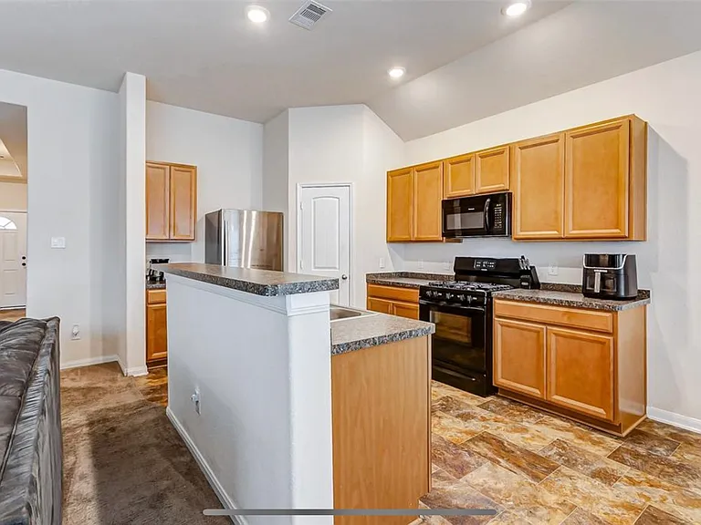 10750 Nyla Spring St — Photo 16