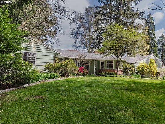 3rd image of 4510 SW 60th Pl