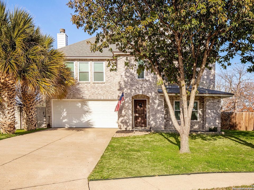 1st image of 732 Willow Crossing
