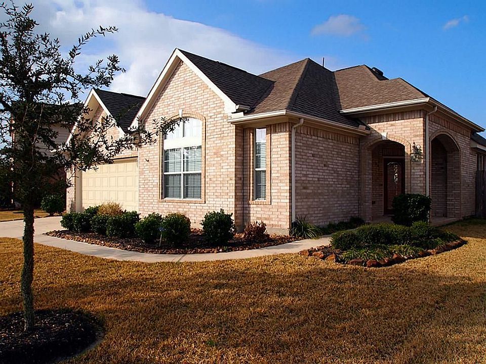 1st image of 20200 Southwood Oaks Dr