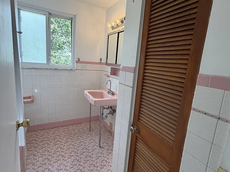 324 Spencer Ave #2 — Photo 12