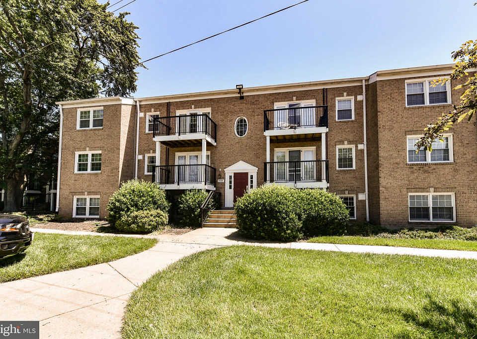 1st image of 9485 Fairfax Blvd APT 301