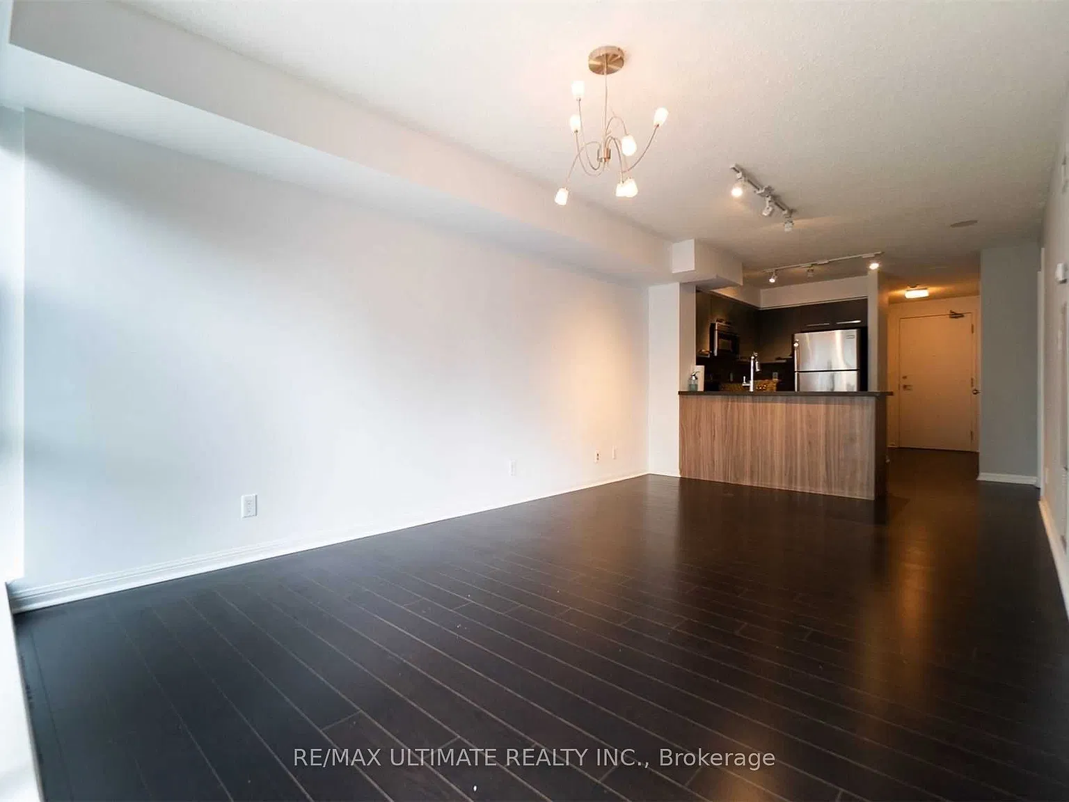 1 bed, $2,600 — Photo 4