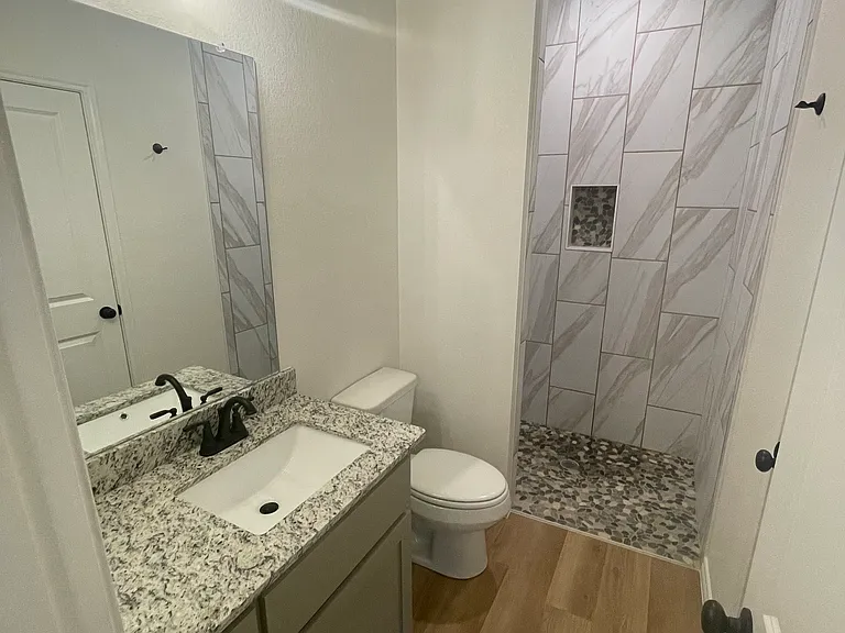 102 Leon Ln #A — Photo 16