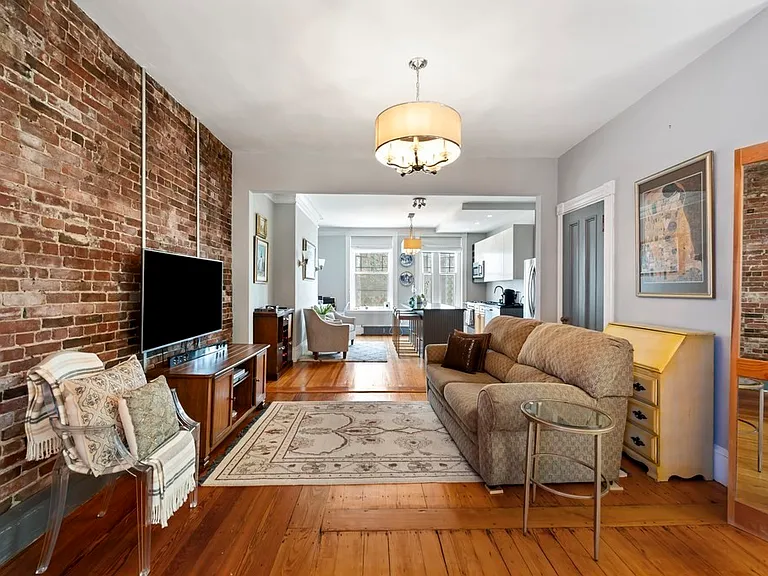 1411 Washington St #24 — Photo 7