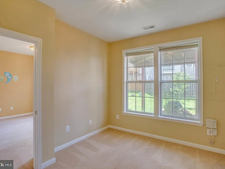 13381 Sir Ramsay Way — Photo 37