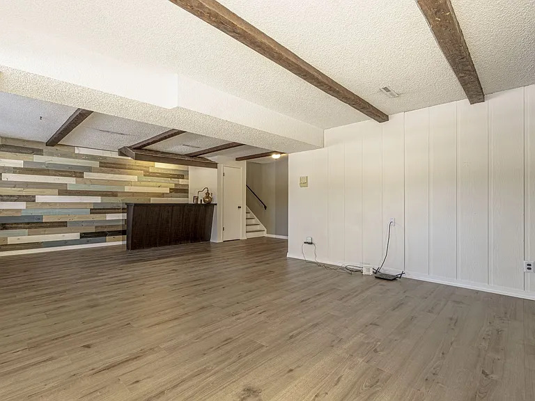 3295 W Parade Cir — Photo 30