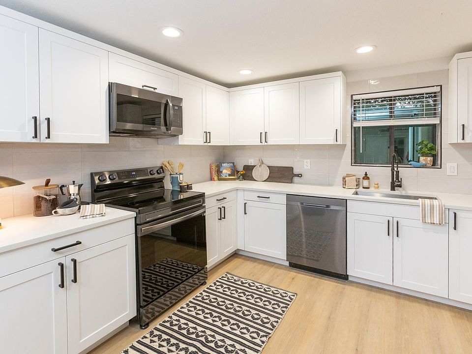 White Shaker Cabinets