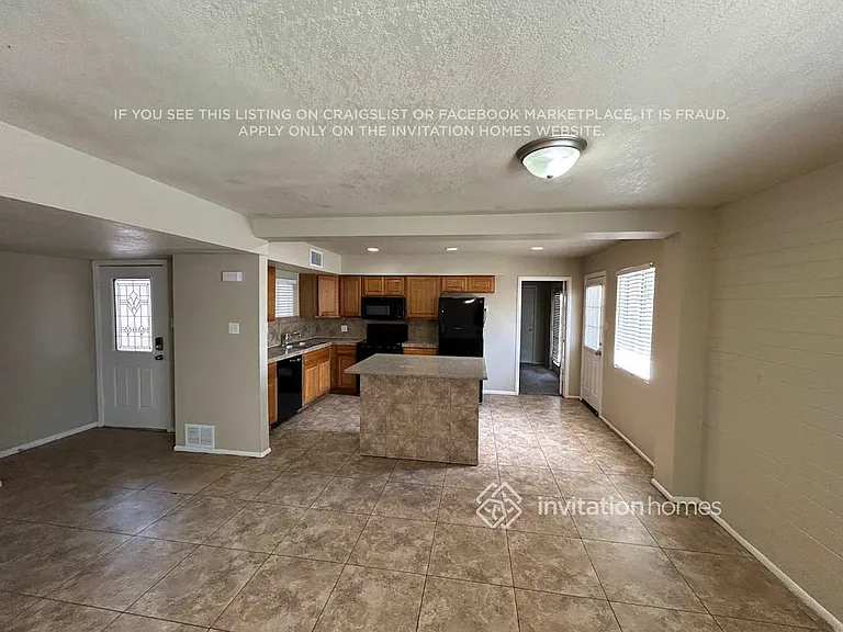 5625 W Pierson St — Photo 6