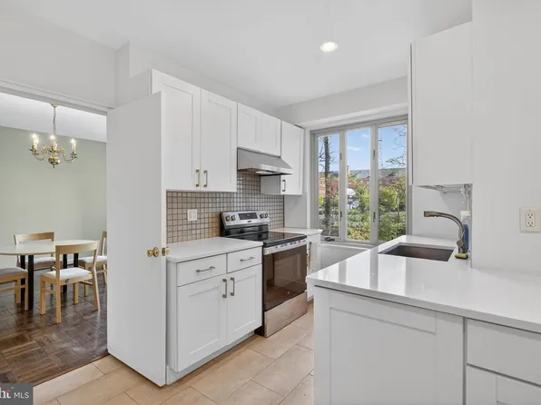 4301 Massachusetts Ave NW APT 3004, Washington, DC 20016