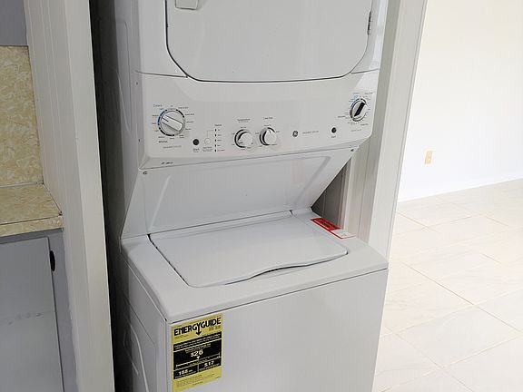 2nd image of 203 Forest Dr APT 3