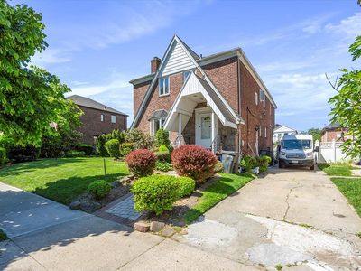 8108 193rd St, Jamaica, NY, 11423
