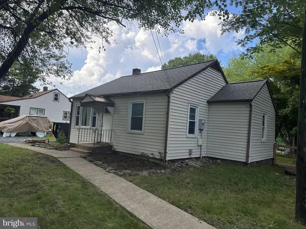 410 Truslow Rd, Fredericksburg, VA 22405