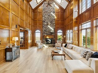 362 Woodland Hills Dr, Sherman, TX 75092