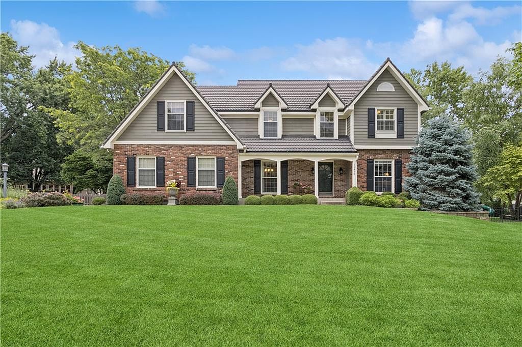 12413 Sagamore Rd, Leawood, KS 66209 | Zillow