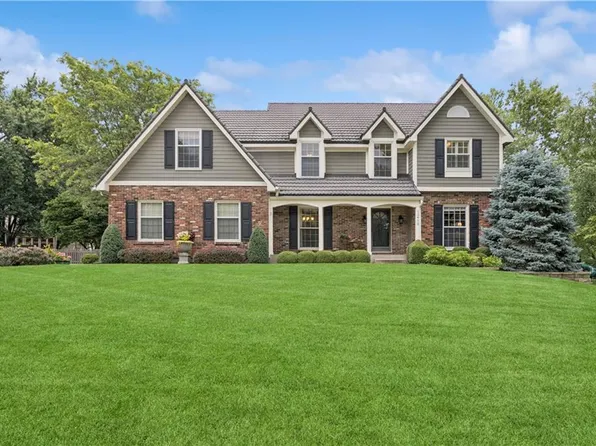12413 Sagamore Rd, Leawood, KS 66209