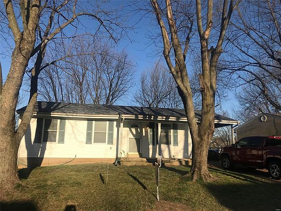 Brand New roof!! Gutters are coming soon!!