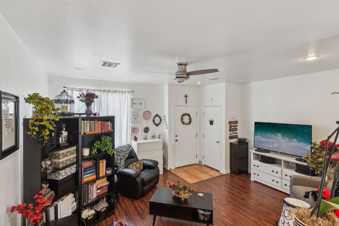 Netherseal Ave-006.jpg