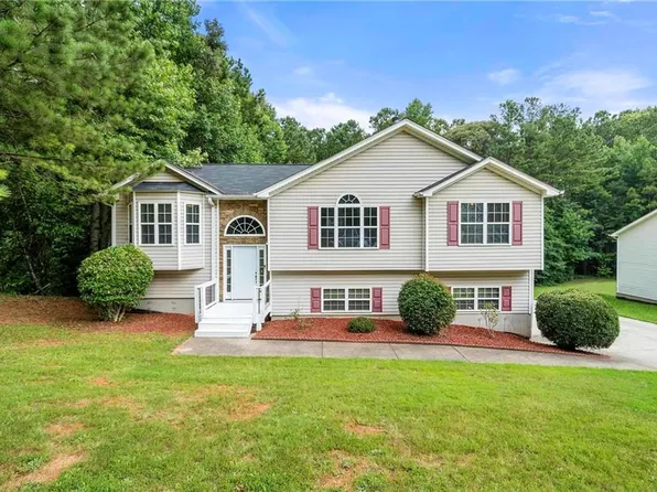 1575 Cedar Hl, Douglasville, GA 30134