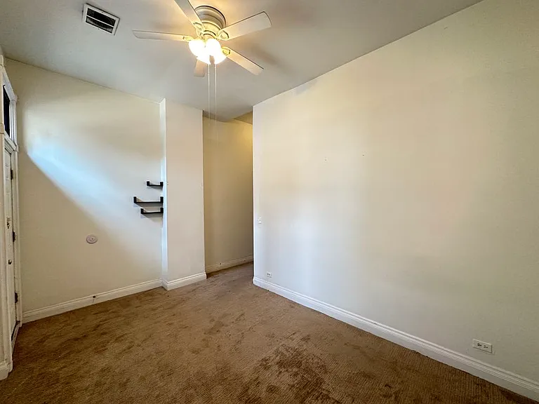 1160 N Lasalle St #2 — Photo 14