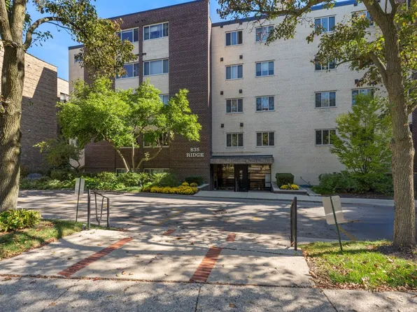 835 Ridge Ave APT 207, Evanston, IL 60202