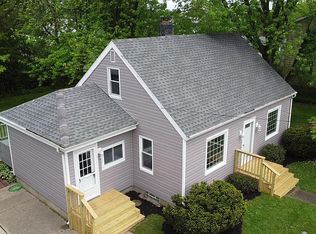 1360 W 32nd St, Erie, PA 16508