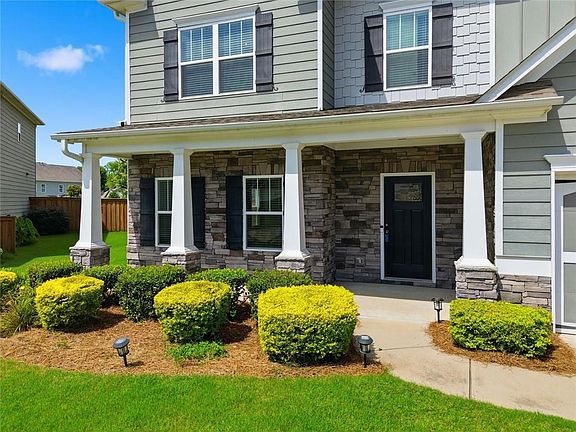 2nd image of 12 Catalpa Ct