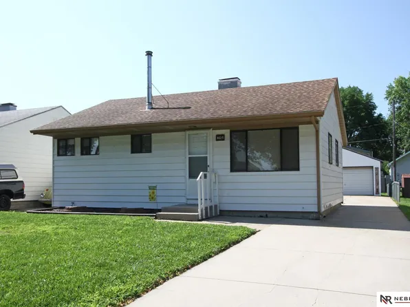 4619 Gladstone St, Lincoln, NE 68504