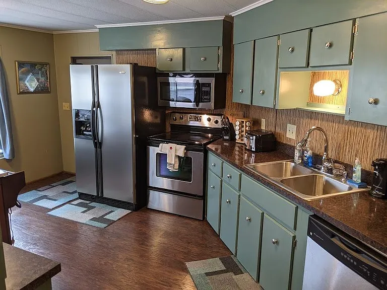 10011 Merion Ct — Photo 6